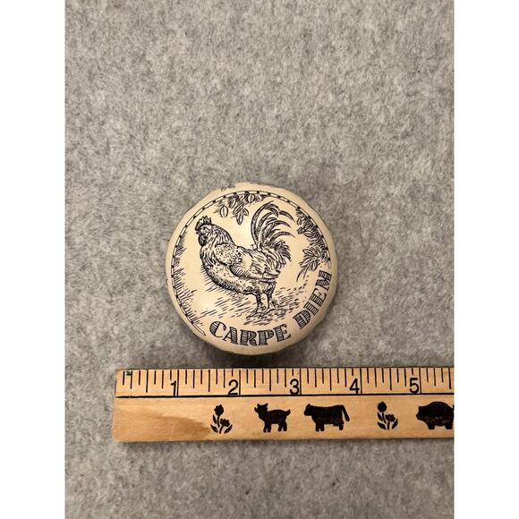 Carpe Diem Paperweight Chicken Seize The‎ Day Rooster Decor Made in GT Britain - Picture 3 of 5